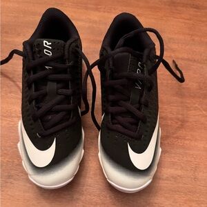 NEW Nike Vapor Ultrafly 2 Keystone Baseball Cleats Youth Size 1